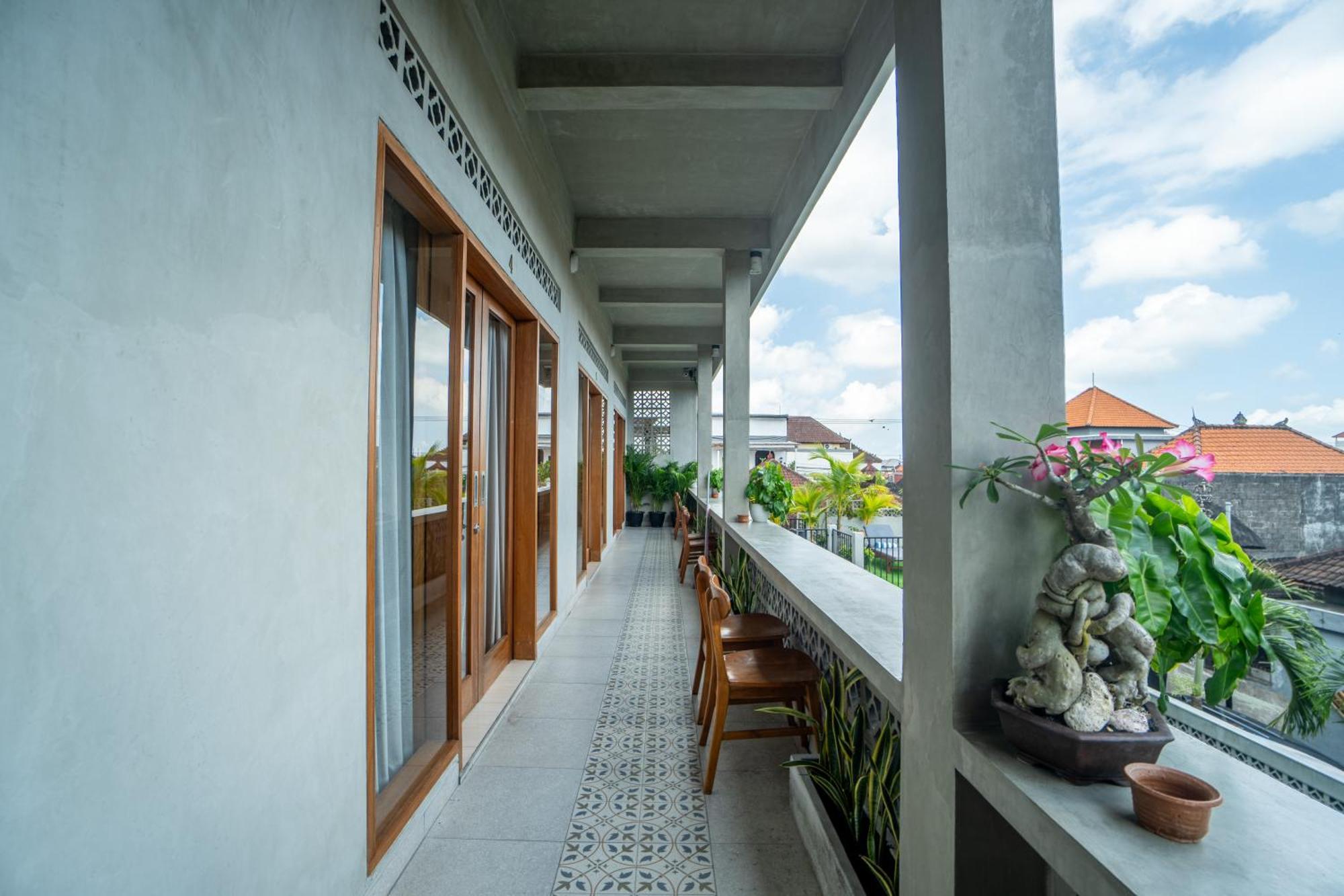 The Breeze Stay And Surf Canggu  Bagian luar foto